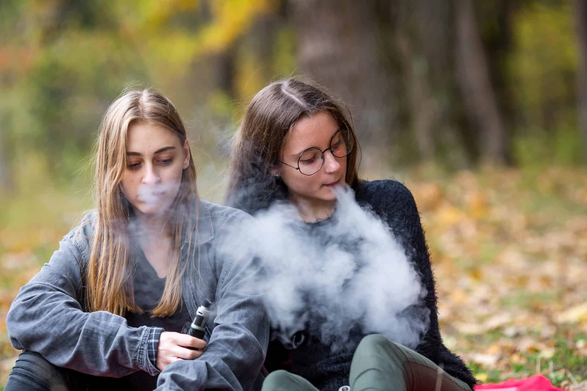 elfbar elfa kaufen Vaping vs. smoking: what are the risks? main image 1
